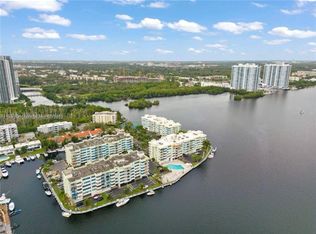 16546 NE 26th Ave APT 4J, North Miami Beach, FL 33160