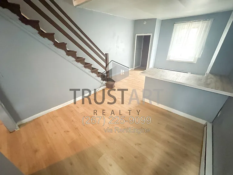 3110 Custer St — Photo 4