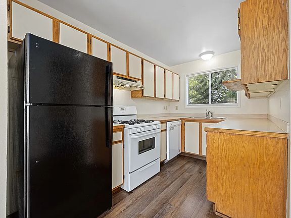 4th image of 1107 Westwood Ave Unit 14