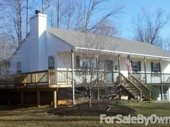 297 Fox Hunters Ln, Madison, VA 22727