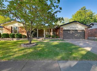 2329 Cavendish Ln, Saint Louis, MO 63129