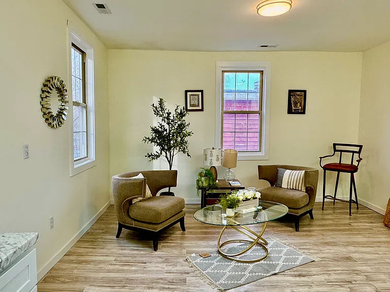 622 Grove Ave — Photo 16