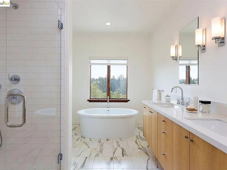 930 Aquarius Way — Photo 20