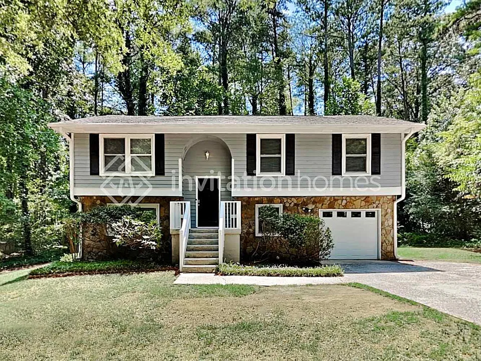 1393 Mountain Overlook Ct
