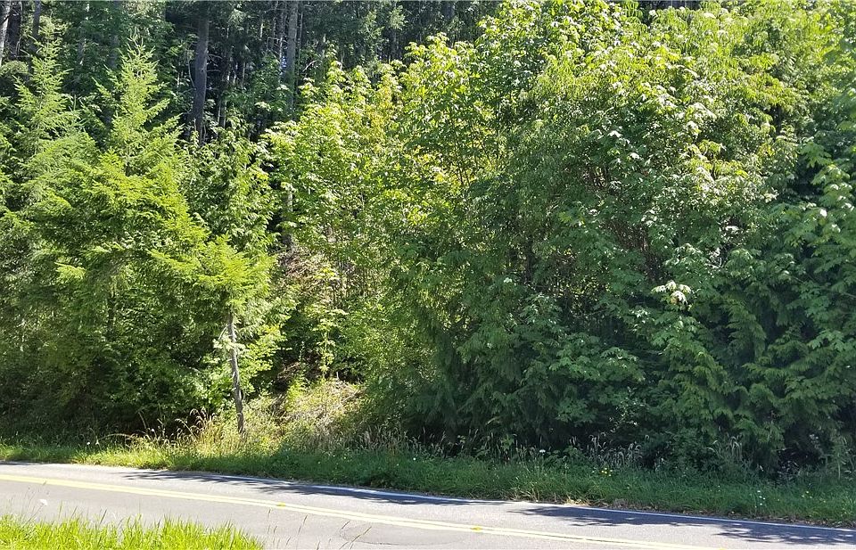 2nd image of 1026 Summit Lake Shore Rd NW