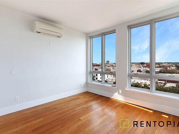 2nd image of 1493 Dekalb Ave #2F