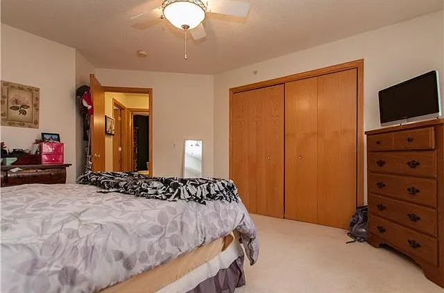 2 bed, 971 sqft, $1,250 — Photo 3