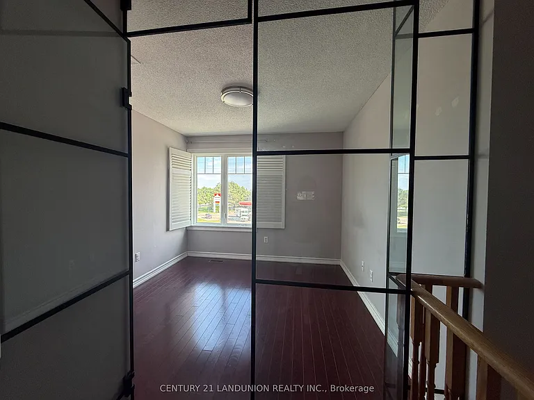 9544 Sheppard Ave E — Photo 12