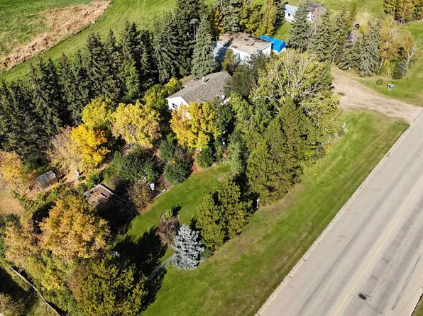 5304 50th St, Yellowhead County, AB T0E 0E0
