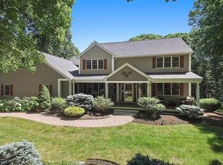 5 Hood Farm Rd, Ipswich, MA 01938