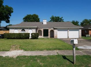 9707 Huntington Way Dr, Houston, TX 77099