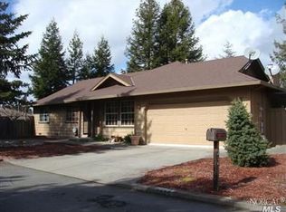 2434 Big Oak Dr, Santa Rosa, CA 95401