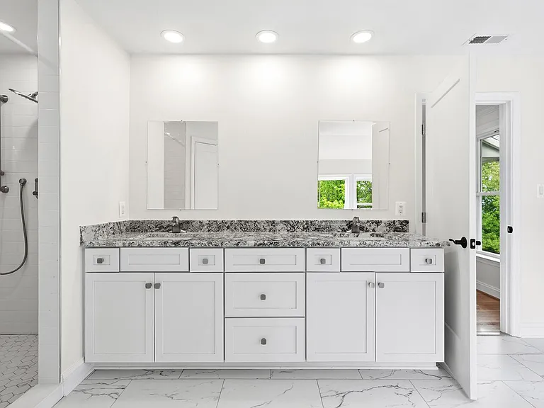 5116 Shore Dr — Photo 71
