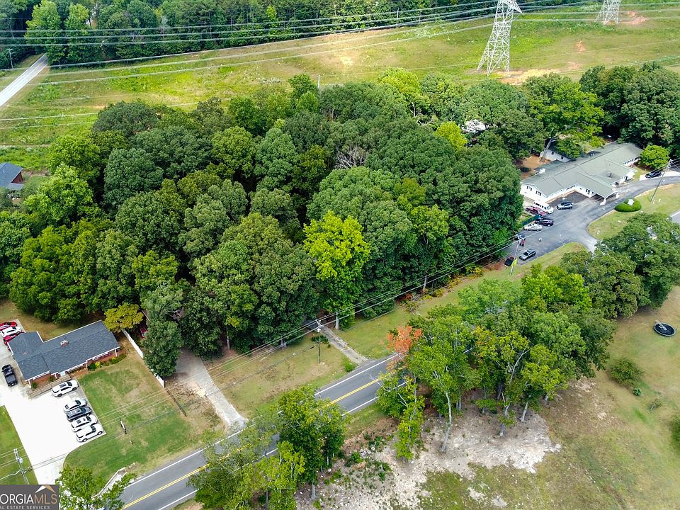 2nd image of 3949 Highway 5