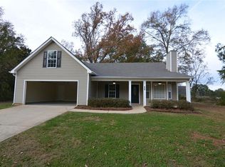 261 Jefferson St, Statham, GA 30666
