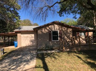 1603 Sycamore St, Bandera, TX 78003