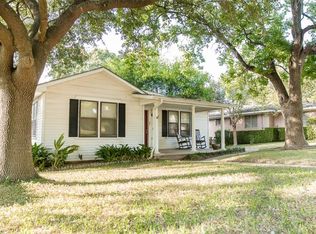 502 W Tom Green St, Brenham, TX 77833