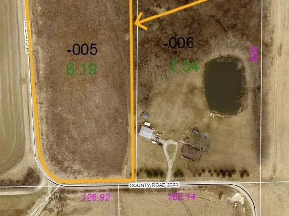 2102 Whetstone Rd, Charleston, IL 61920