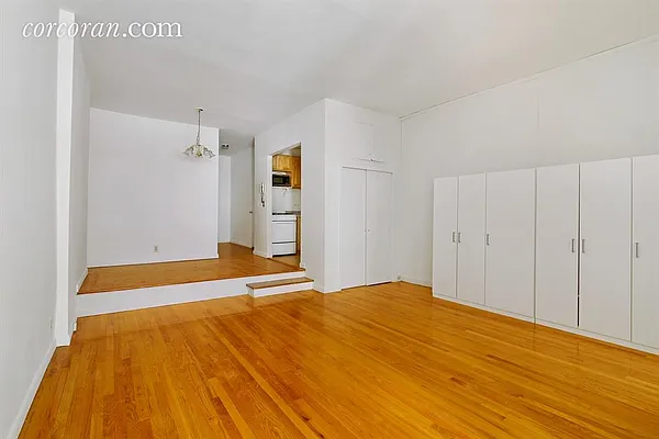 Rented by Corcoran | media 22