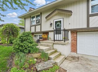 210 SE Wingate St, Lees Summit, MO 64063