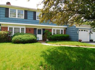5 Iris Ct, Somerset, NJ 08873