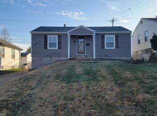 9532 Upland Dr, Saint Louis, MO 63123