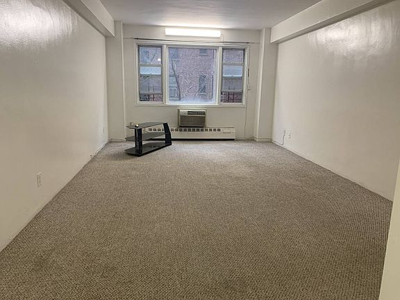 3rd image of 160 10th #89AVE-4G