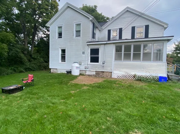 8079 Stearns Rd Floor 1, Clay, NY 13041