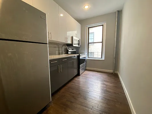 Rented by Compass | media 3