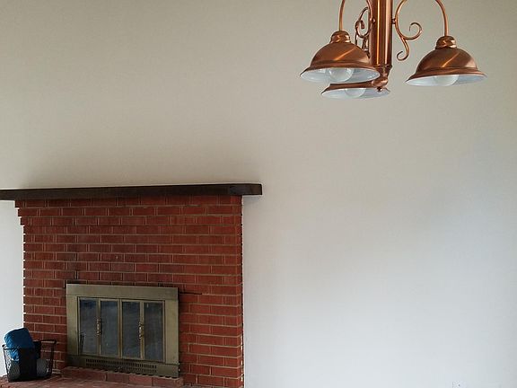 Dining/Living room area