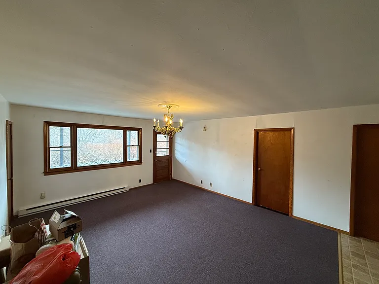 1 Riverview Dr #4 — Photo 8