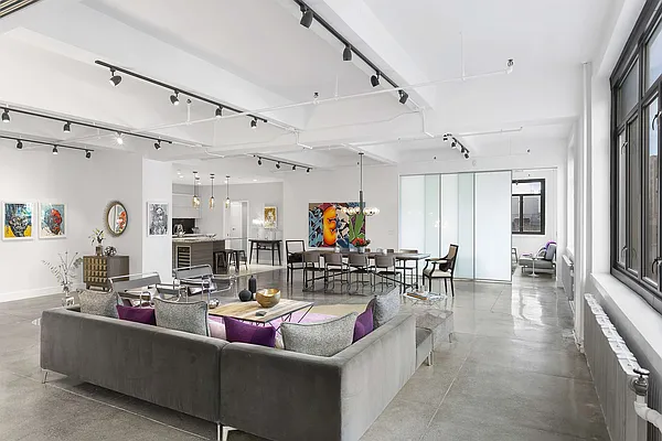 Sold by Compass | media 1