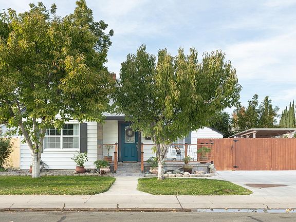 4th image of 677 Taber Ave