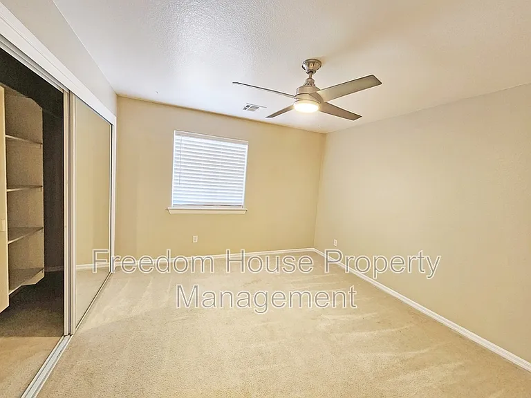 4591 Stoneham St — Photo 36
