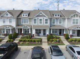 609 Bradburn Village Cir, Antioch, TN 37013