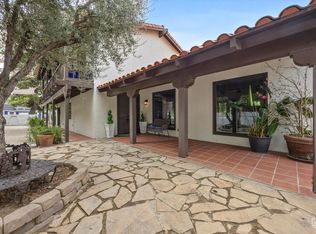 4265 Country Club Dr, Bakersfield, CA 93306