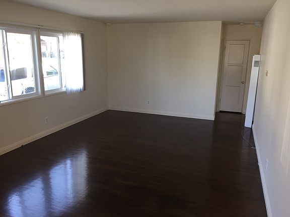 Living Room looking South