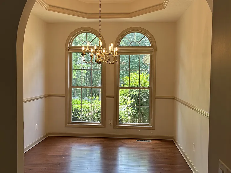 129 Ivy Ln — Photo 5
