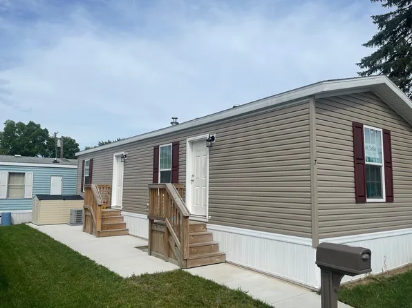 26235 W Warren St, Dearborn Heights, MI