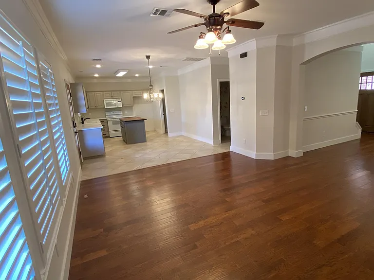 519 Cellars Ct — Photo 18