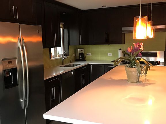 2nd image of 4833 N Leonard Dr