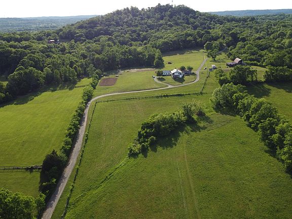 3rd image of 112 Neals Pvt Ct