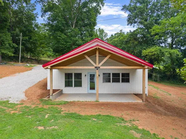 795 Lime Kiln Hollow Dr, Muscle Shoals, AL 35661