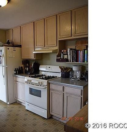 kitchen - gas stove, storage