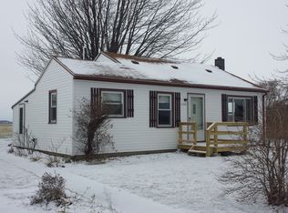 1155 N New Lothrop Rd, Lennon, MI 48449