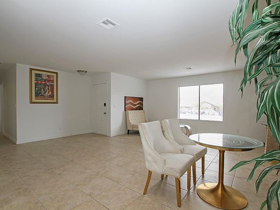 3rd image of 396 Dooley Dr