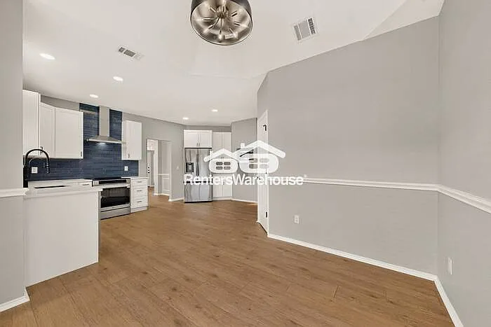 619 Ridgemont Dr — Photo 14