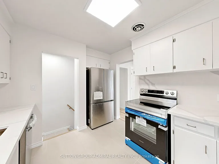 27 Patricia Dr — Photo 13