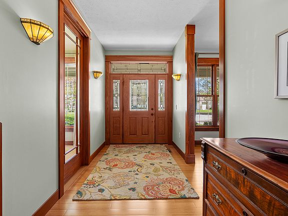 3rd image of 9982 Sea Breeze Ct