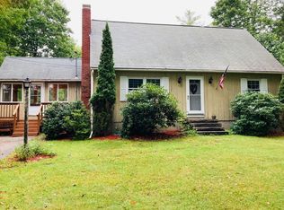 102 Sanborn Road, East Kingston, NH 03827